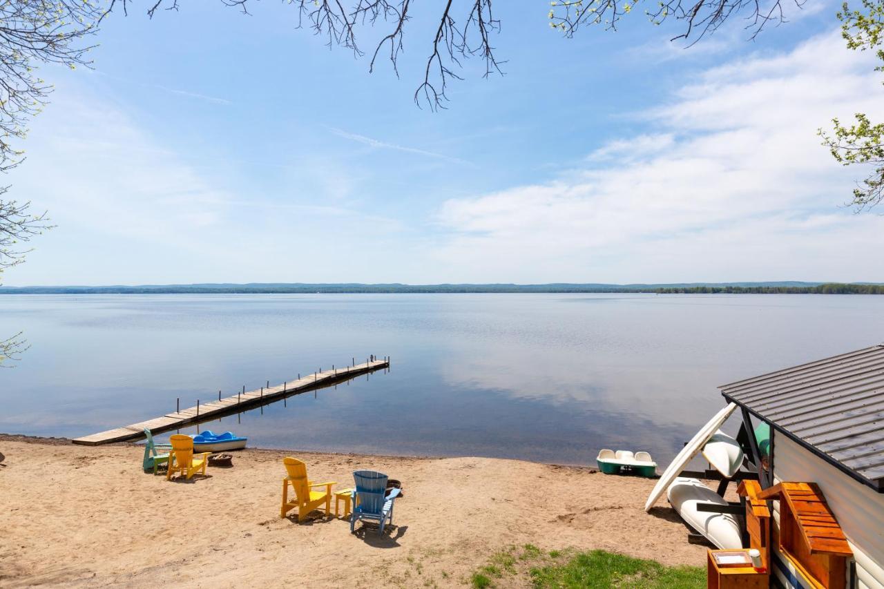 Greystone On Golden Lake Deacon Exteriér fotografie