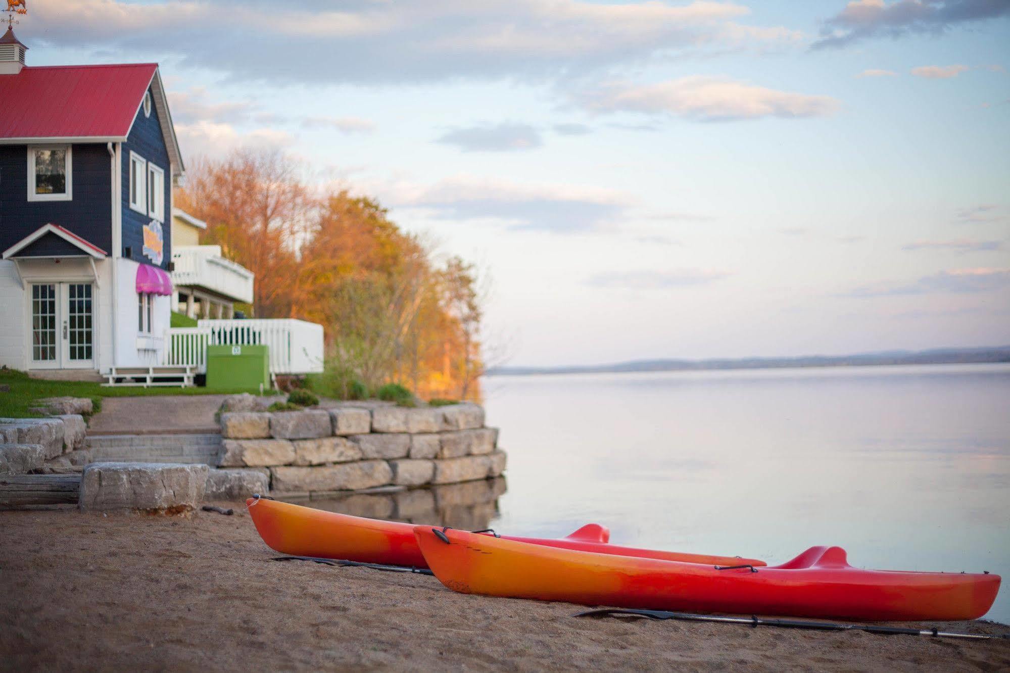 Greystone On Golden Lake Deacon Exteriér fotografie