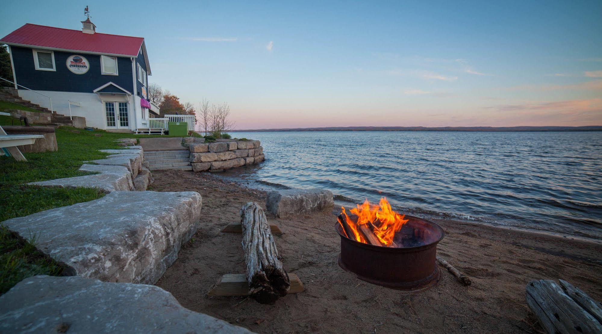 Greystone On Golden Lake Deacon Exteriér fotografie